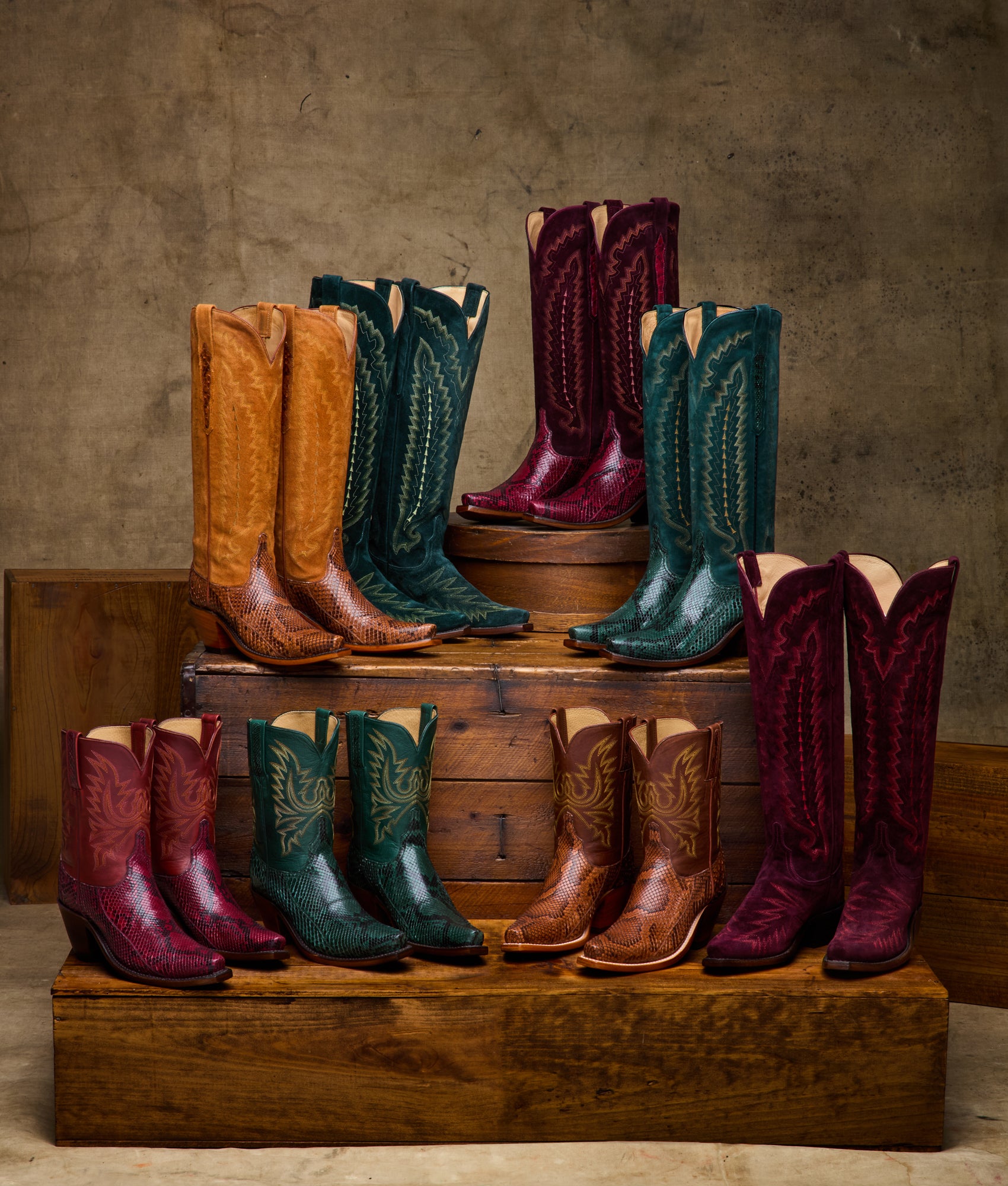 Dale Exotic :: Garnet - Image 9