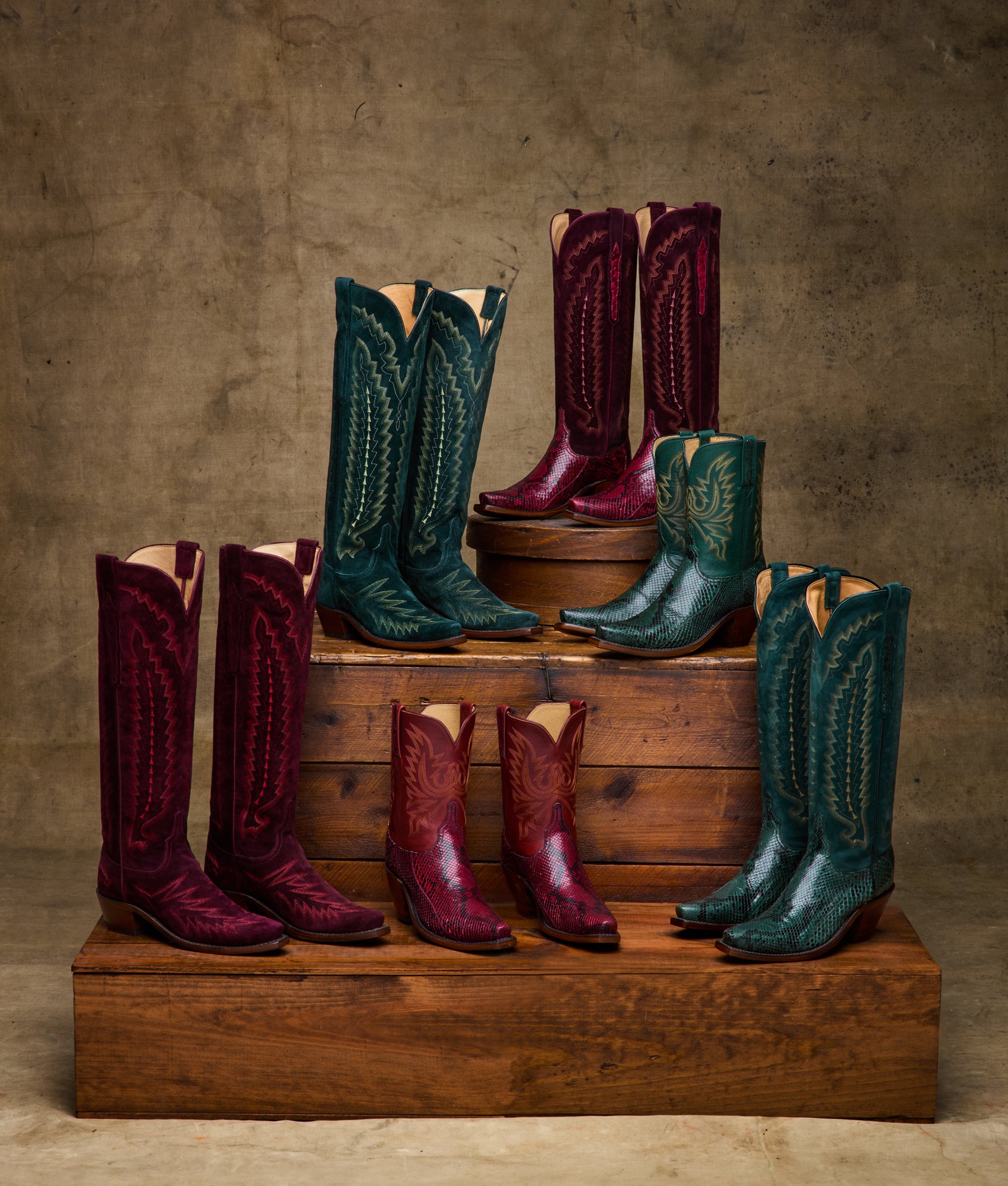 Dale Exotic :: Garnet - Image 3