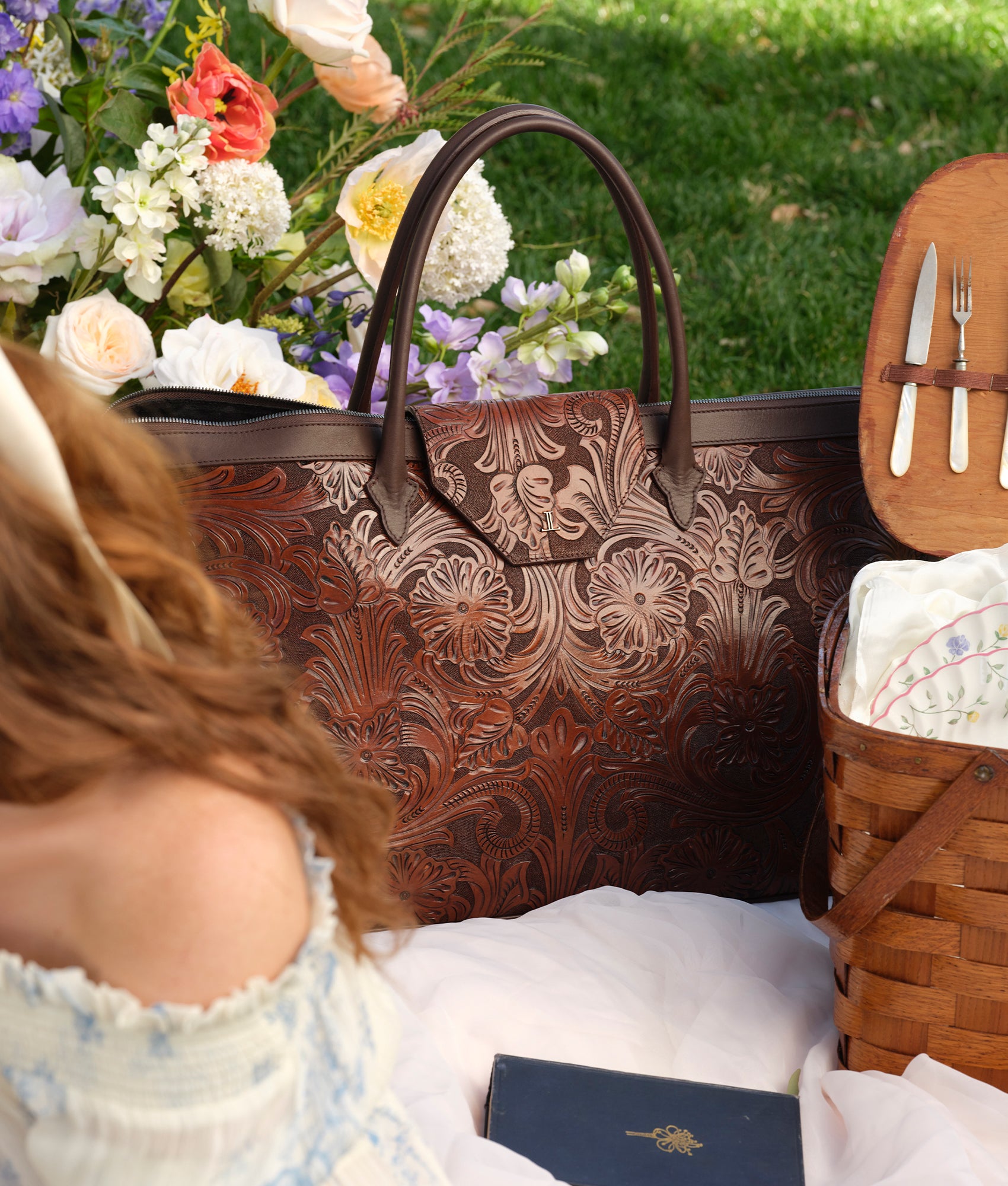 Intagliare Weekender Bag :: Congac - Image 2