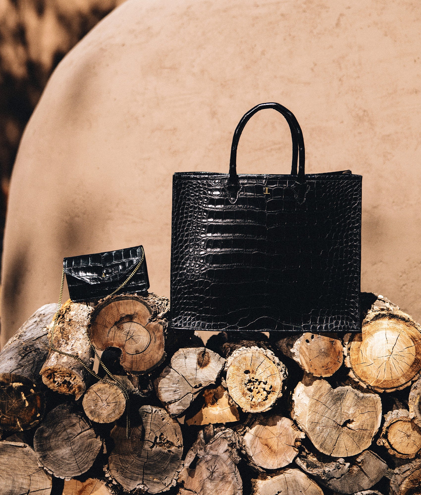 Large Alice Exotic Book Tote :: Black - Image 6