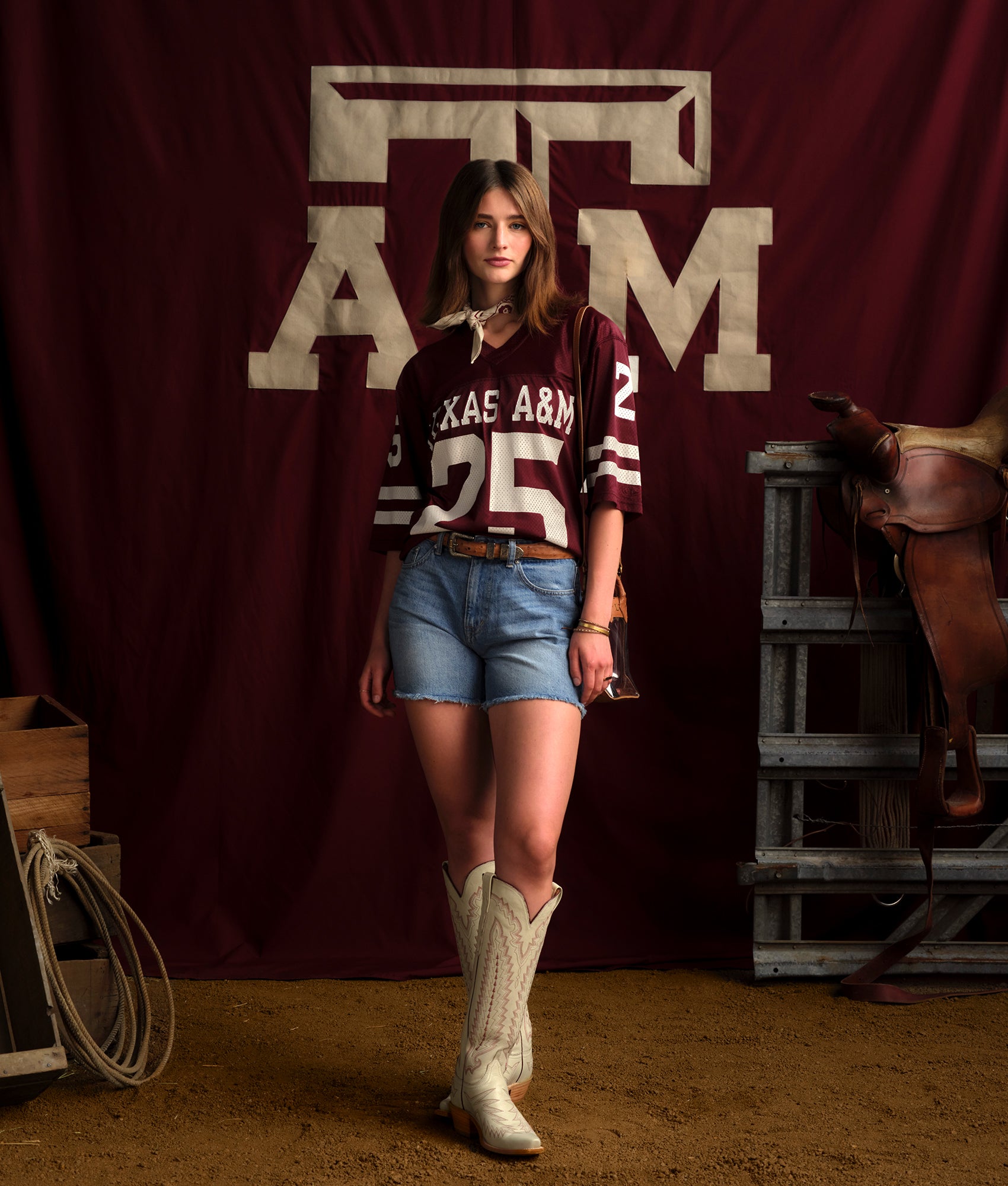 Priscilla :: Glitz Cream W/ Maroon Stitching - Image 3