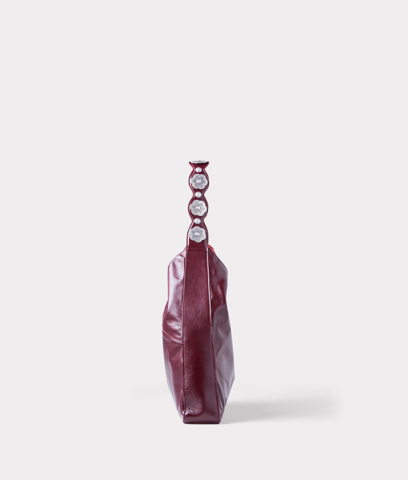 Goldie Concho Tote :: Burgundy - Image 6