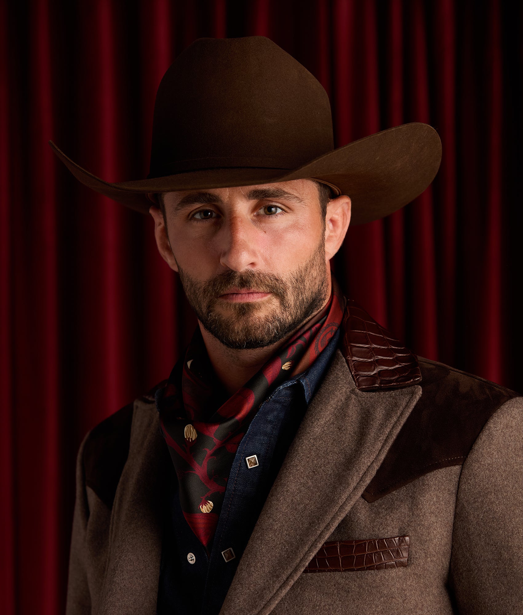 Cavalry Scarf :: Black Cherry - Image 4