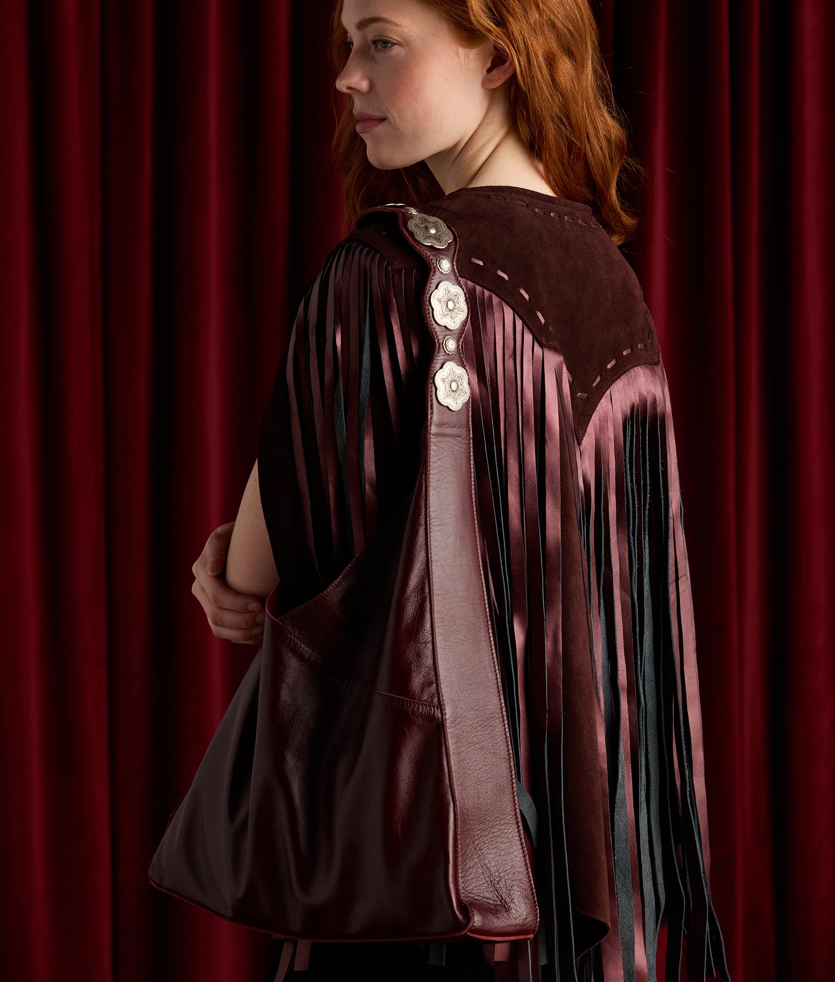 Goldie Concho Tote :: Burgundy - Image 2