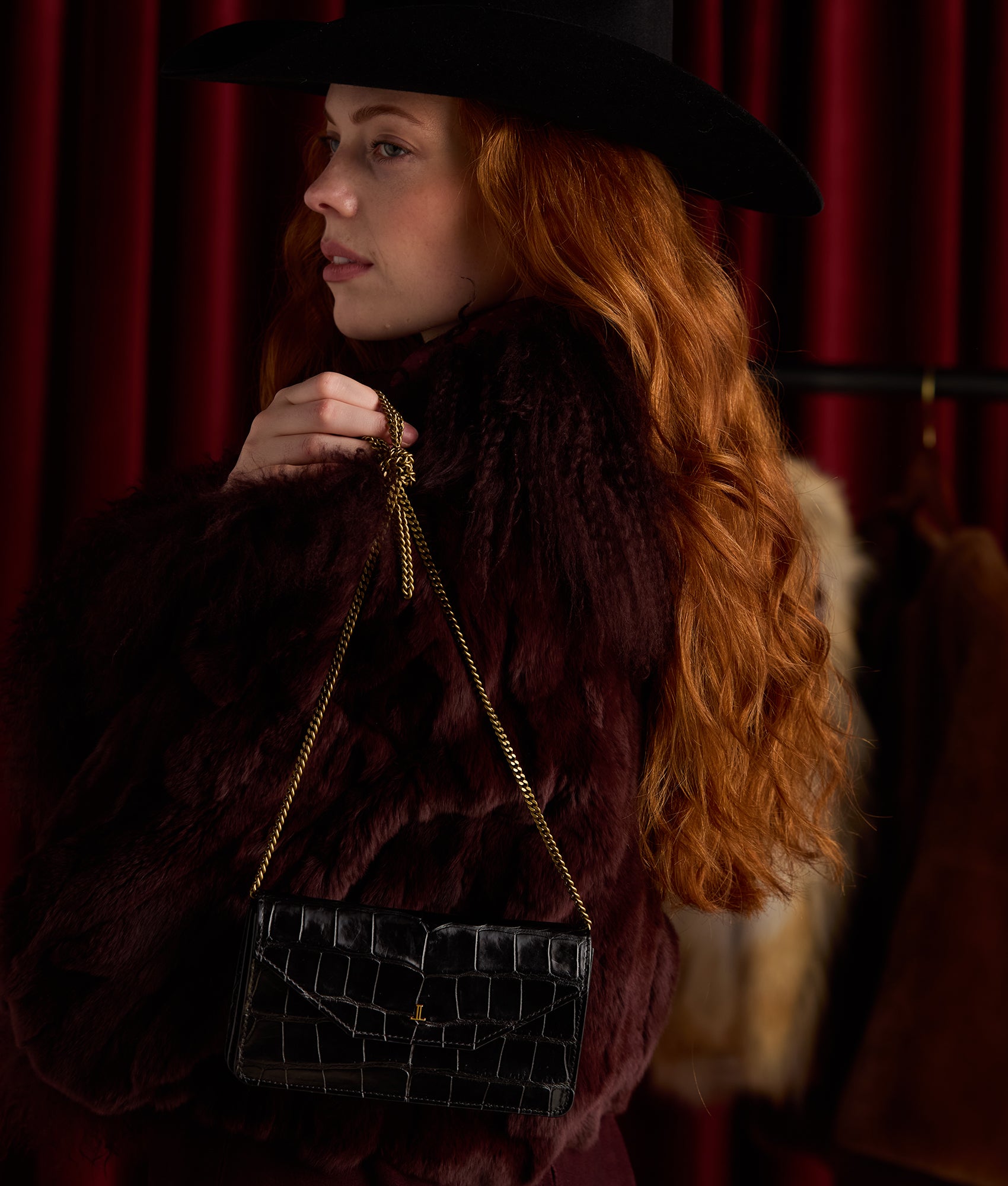 Long Exotic Wallet On A Chain :: Black - Image 2