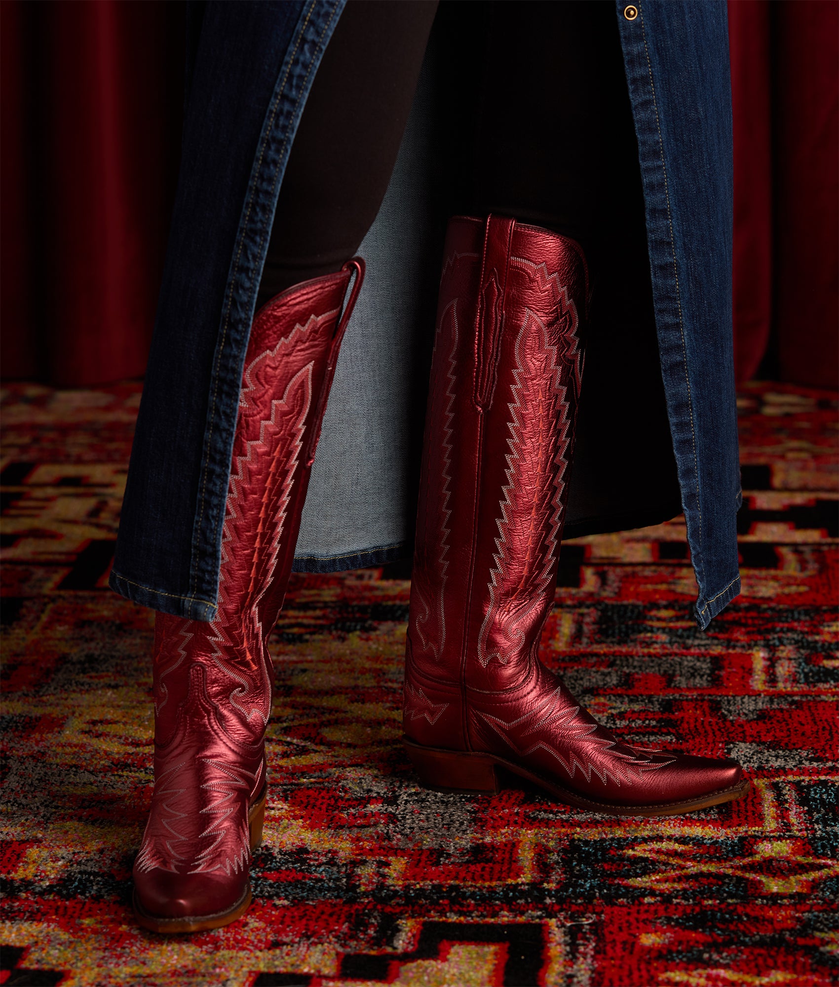 Priscilla :: Black Cherry Metallic - Image 9