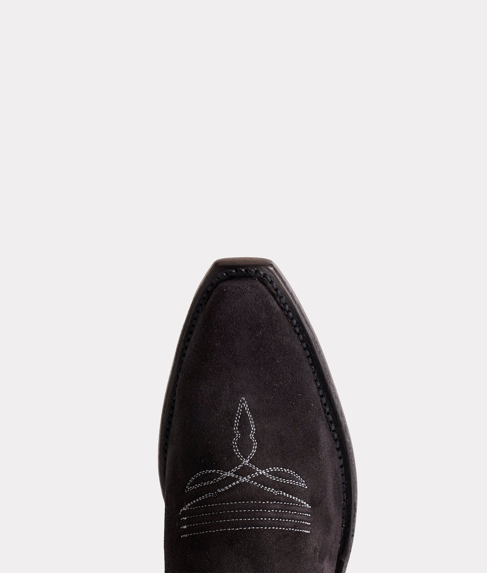 Elena :: Black - Image 6