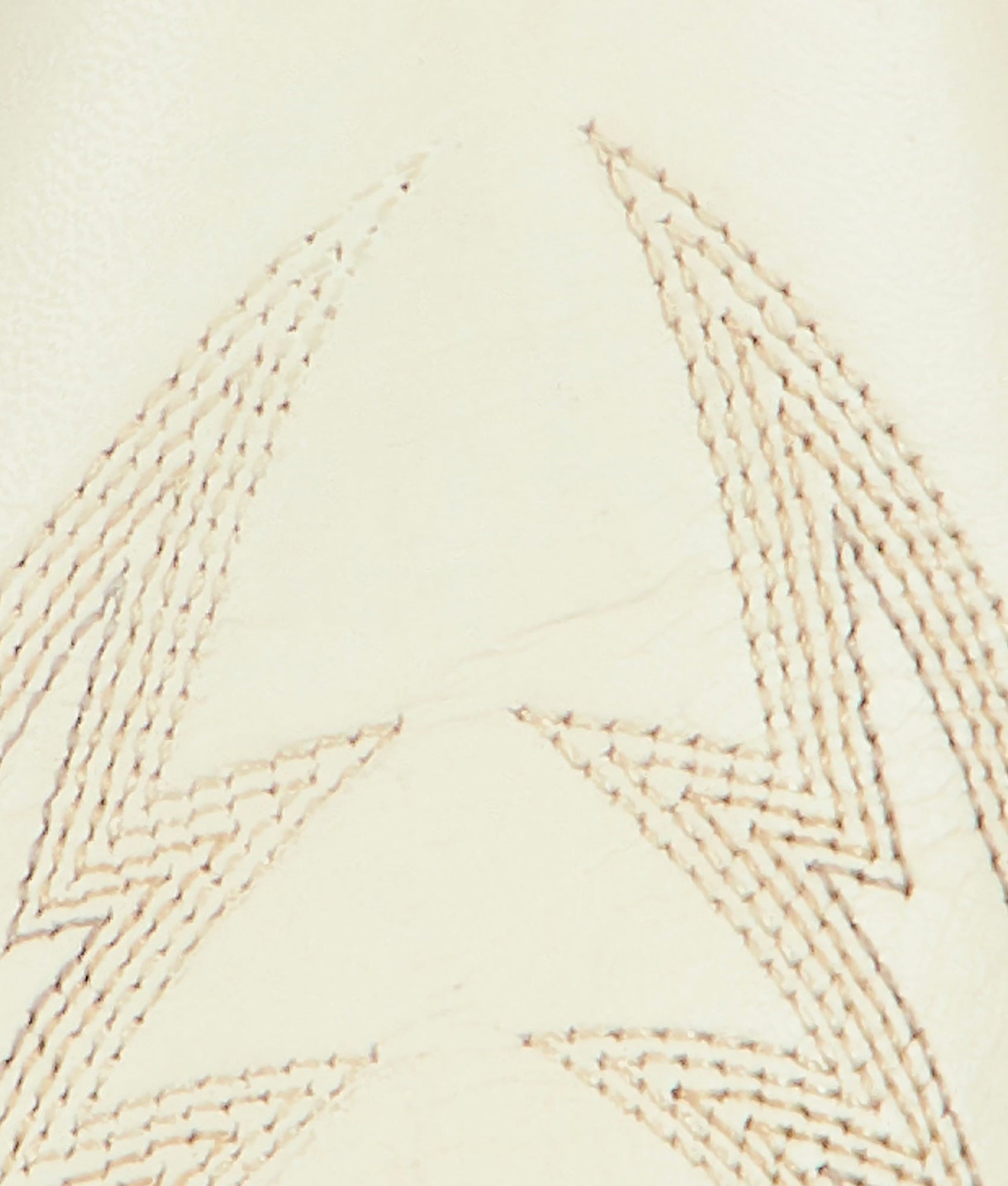 Priscilla :: Glitz Cream - Image 10