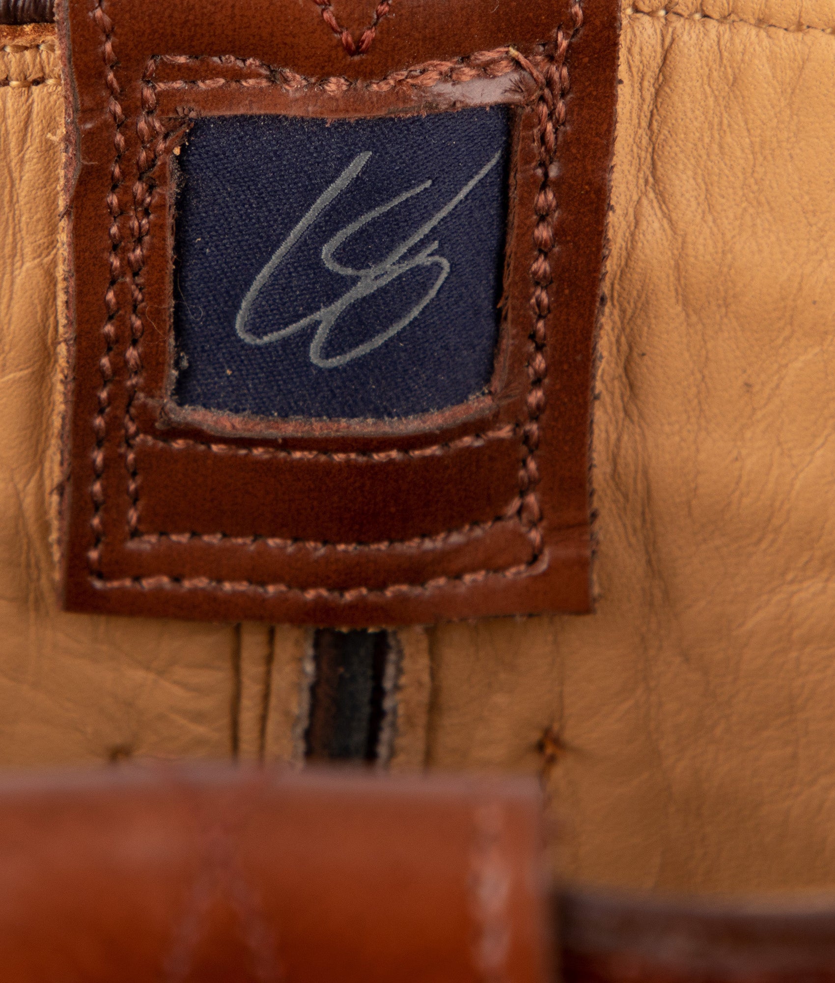 San Antonio :: Tan - Image 8