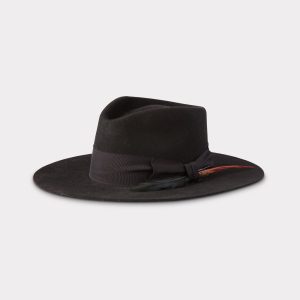 The Capitol :: Black