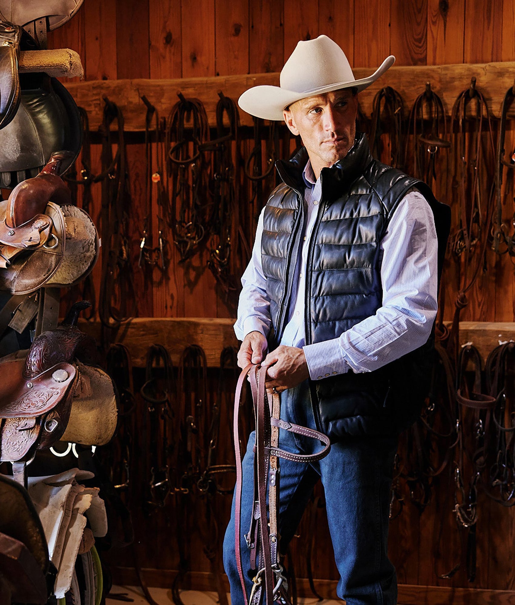 Men's Leather Puffer Vest :: Black - Image 7